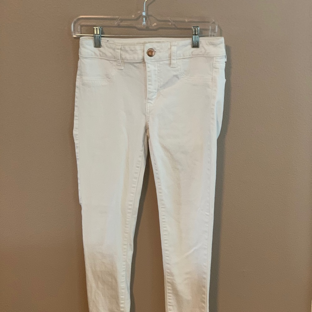 American Eagle white jeans